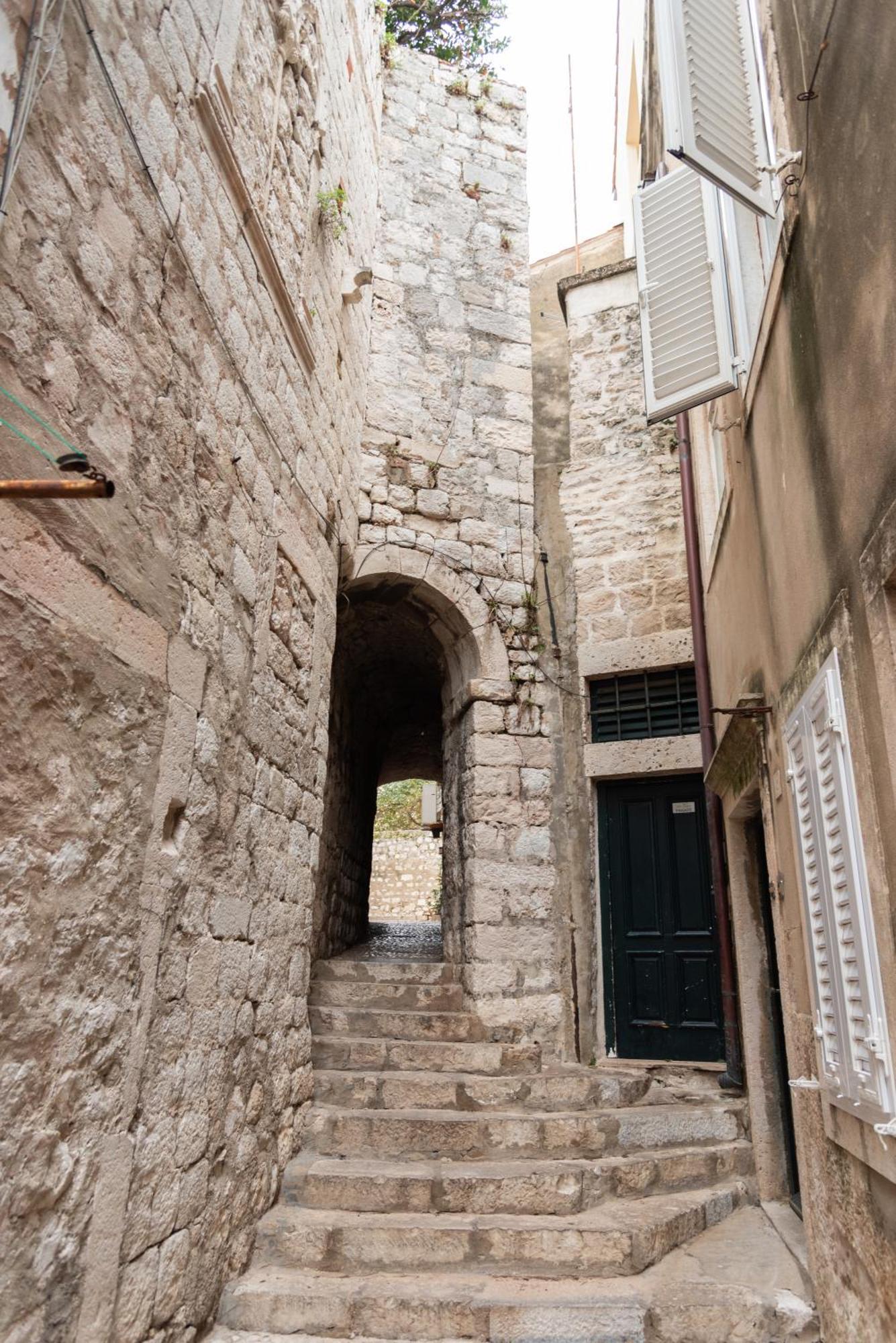 Best Located Duplex Apartment Dubrovnik Bagian luar foto